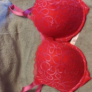 Savage X Fenty red pushup bra 46D